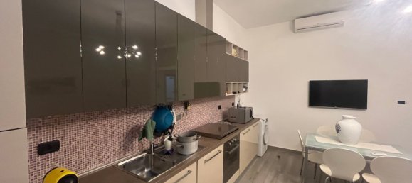 3 rooms Apartment in Anzio, Italy No. 11153 5