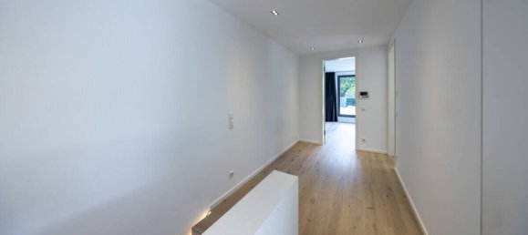 4 bedrooms Villa in Meerbusch, Germany No. 284400 24