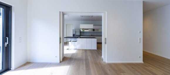 4 bedrooms Villa in Meerbusch, Germany No. 284400 17