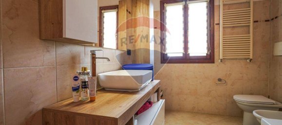 Apartamento de 2 dormitorios en Bubbiano, Italy No. 54294 17