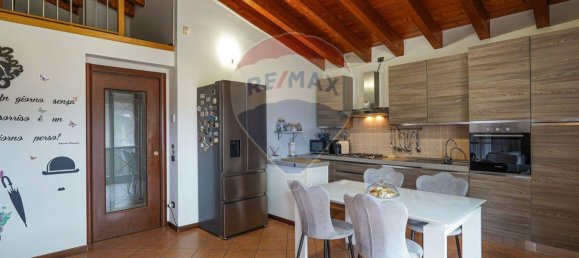 Apartamento de 2 dormitorios en Bubbiano, Italy No. 54294 3