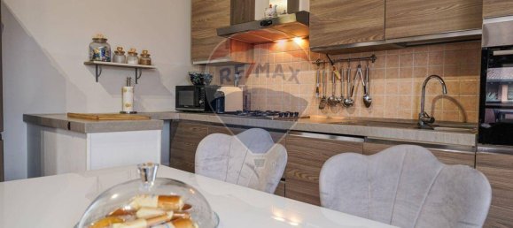 Apartamento de 2 dormitorios en Bubbiano, Italy No. 54294 9