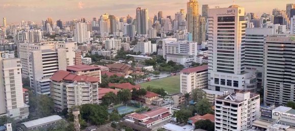 Studio in the Condo in Ratchathewi, Thailand No. 4690 6