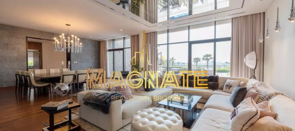 4 bedrooms Villa in Jumeirah Beach Residence, UAE No. 795 11