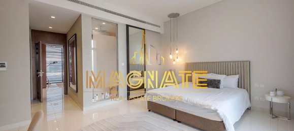 4 bedrooms Villa in Jumeirah Beach Residence, UAE No. 795 3