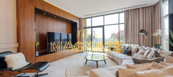 4 bedrooms Villa in Jumeirah Beach Residence, UAE No. 795 2