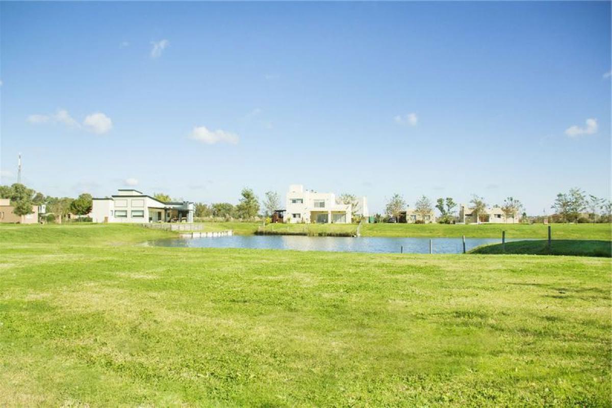 Terrain à Escobar, Argentina No. 46933