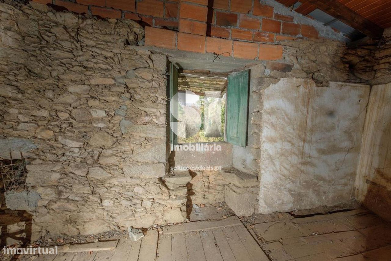 Дом с 2 спальнями в Вила Нова ди Пояриш, Португалия № 161797