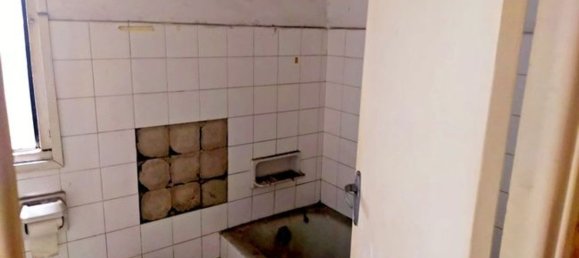 4 bedrooms Apartment in Leon, Spain No. 105246 8