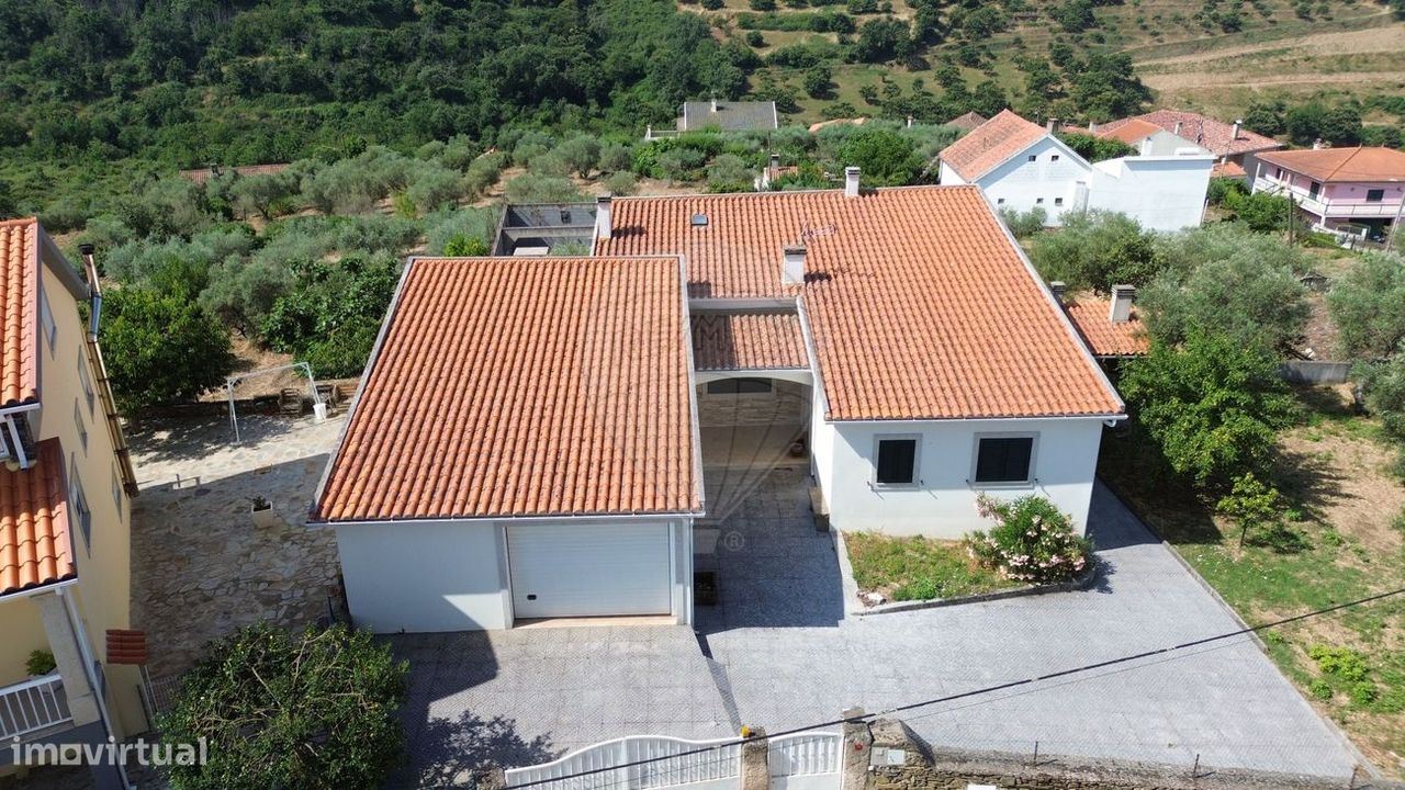 4 bedrooms House in Sao Joao da Pesqueira, Portugal No. 207713