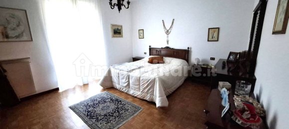 3 غرف نوم فيلا في Gossolengo, Italy رقم 220106 15