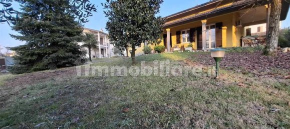 3 غرف نوم فيلا في Gossolengo, Italy رقم 220106 5