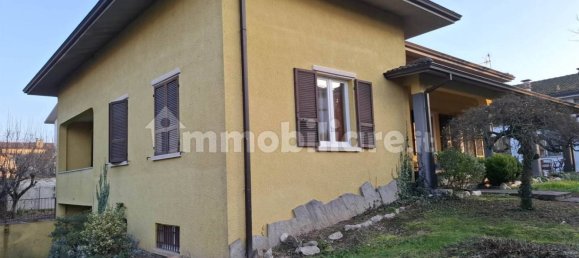 3 غرف نوم فيلا في Gossolengo, Italy رقم 220106 6