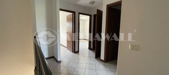 5-Zimmer Haus in Pordenone, Italy, Nr. 93949 15