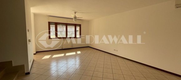 5-Zimmer Haus in Pordenone, Italy, Nr. 93949 2