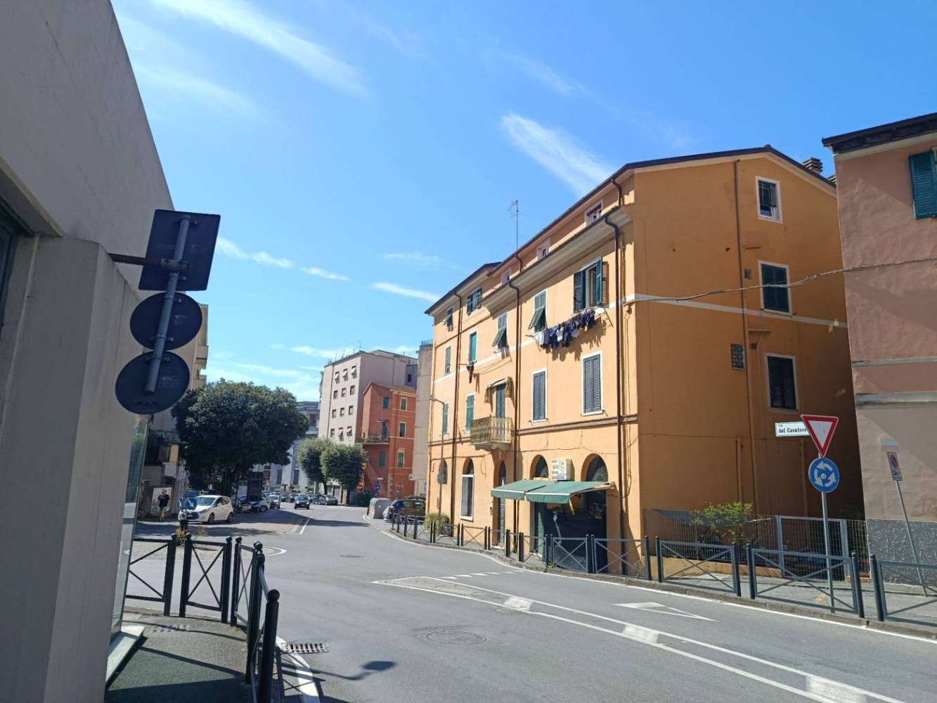 Apartamento de 3 divisões em Carrara, Italy N.º 355239