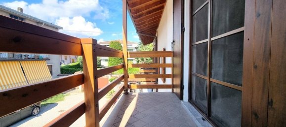 Apartamento de 2 dormitorios en Suisio, Italy No. 315932 33