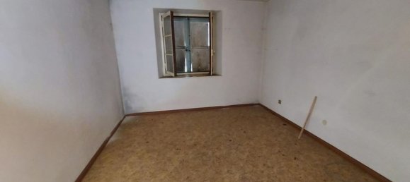 4 rooms Apartment in Sovramonte, Italy No. 76388 9