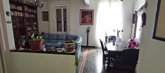 4 rooms Apartment in Genoa, Italy No. 259969 10