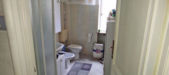 4 rooms Apartment in Genoa, Italy No. 259969 13