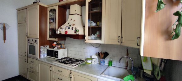 4 rooms Apartment in Genoa, Italy No. 259969 4