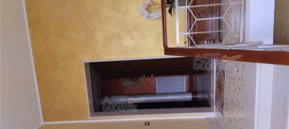 5-salle Appartement à Pianella, Italy No. 238468 30