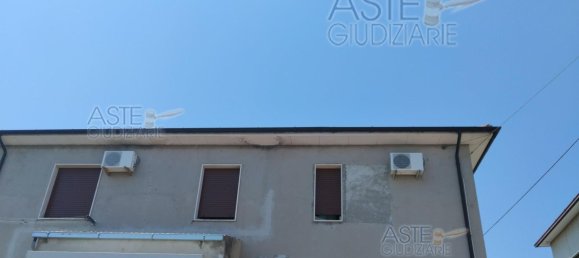 5-salle Appartement à Pianella, Italy No. 238468 23