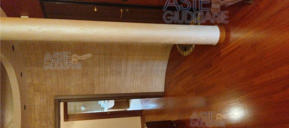 5-salle Appartement à Pianella, Italy No. 238468 32