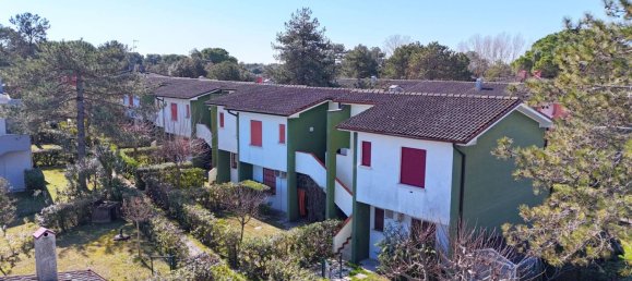 2 bedrooms Apartment in San Michele al Tagliamento, Italy No. 275649 3