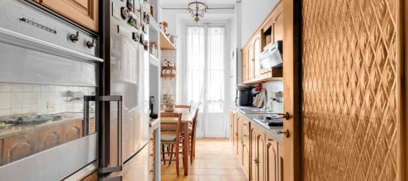 1 bedroom Apartment in Milan, Italy No. 329364 8