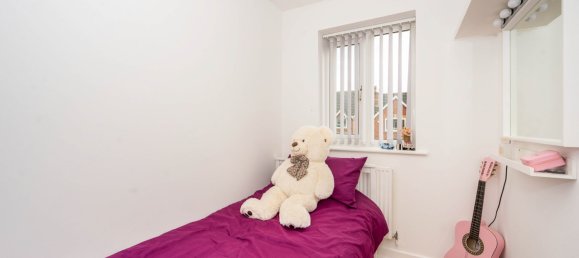 3 Schlafzimmer Haus in Widnes, United Kingdom, Nr. 2745 16