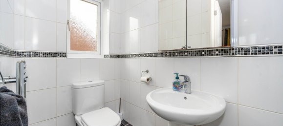 3 Schlafzimmer Haus in Widnes, United Kingdom, Nr. 2745 12