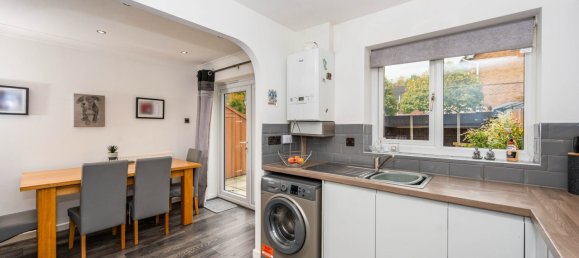 3 Schlafzimmer Haus in Widnes, United Kingdom, Nr. 2745 7