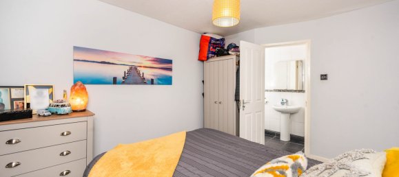 3 Schlafzimmer Haus in Widnes, United Kingdom, Nr. 2745 11