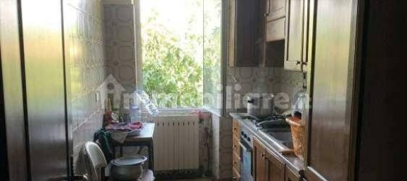 Здание с 5 спальнями в Бедиццоле, Италия № 292020 4