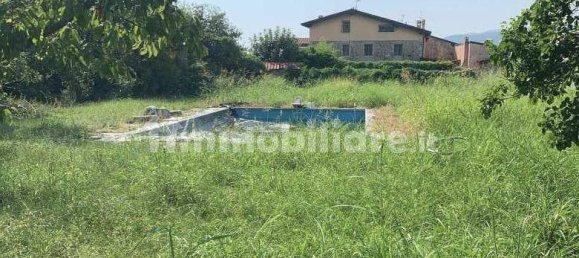 Здание с 5 спальнями в Бедиццоле, Италия № 292020 13