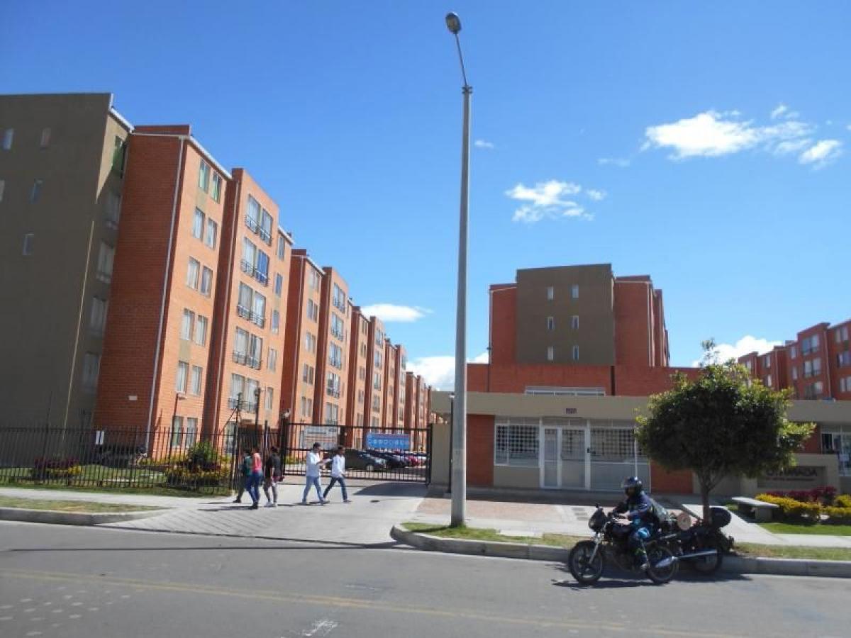 3 bedrooms House in Cundinamarca, Colombia No. 6590