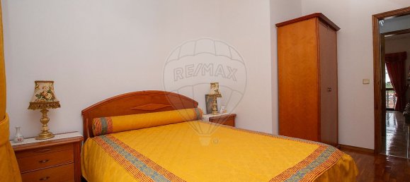 Casa de 3 dormitorios en Casal de Cambra, Portugal No. 54838 3