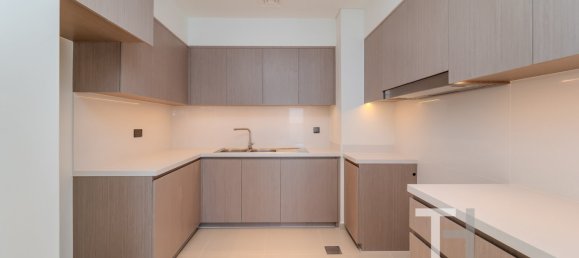 3 bedrooms Apartment in Burj Khalifa, UAE No. 35774 5