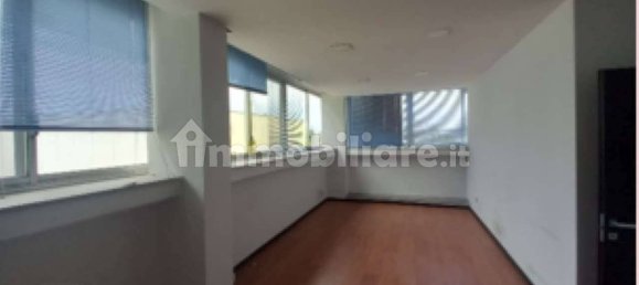 600m² Office in Marcianise, Italy No. 316140 9