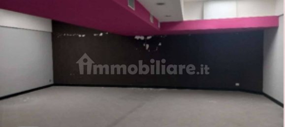 600m² Office in Marcianise, Italy No. 316140 16