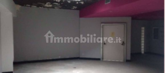 600m² Office in Marcianise, Italy No. 316140 18
