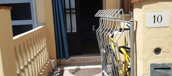 Квартира с 3 комнатами в Виареджо, Италия № 280045 13