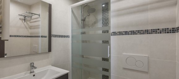 5 غرف نوم شقة في Les Belleville, France رقم 528 12