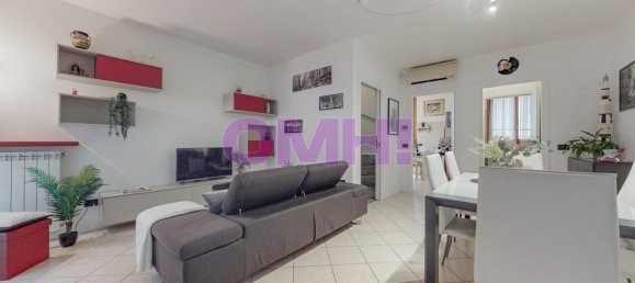 Casa de 4 dormitorios en Samarate, Italy No. 334211 6