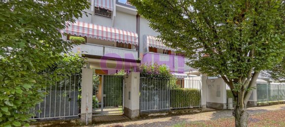 Casa de 4 dormitorios en Samarate, Italy No. 334211 33