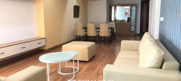 3 bedrooms Apartment in Tay Ho, Vietnam No. 1020 2