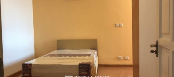 3 bedrooms Apartment in Tay Ho, Vietnam No. 1020 6