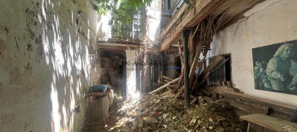 Commercial property in Velez-Malaga, Spain No. 142191 4