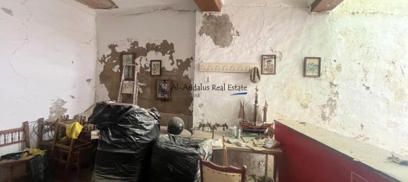 Commercial property in Velez-Malaga, Spain No. 142191 3